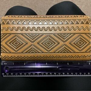 Geometric Pattern Tan Wallet
